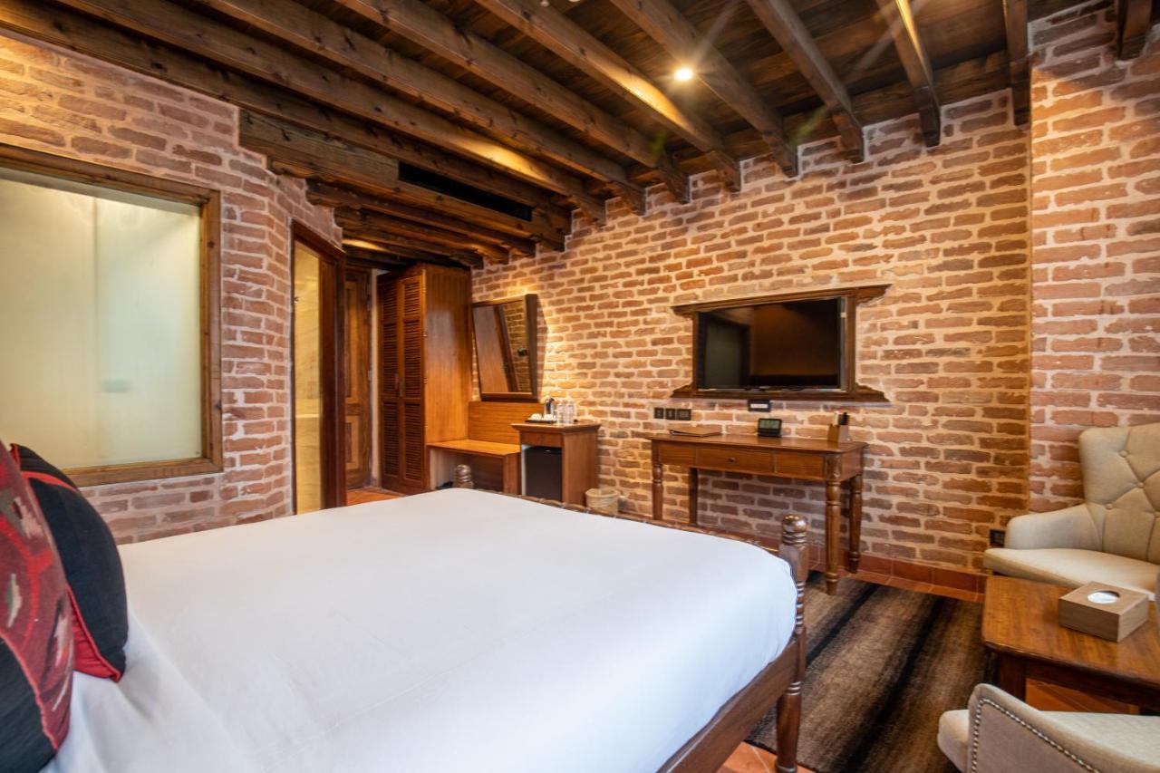 Basera Boutique Hotel Katmandu Eksteriør bilde A room at the hotel